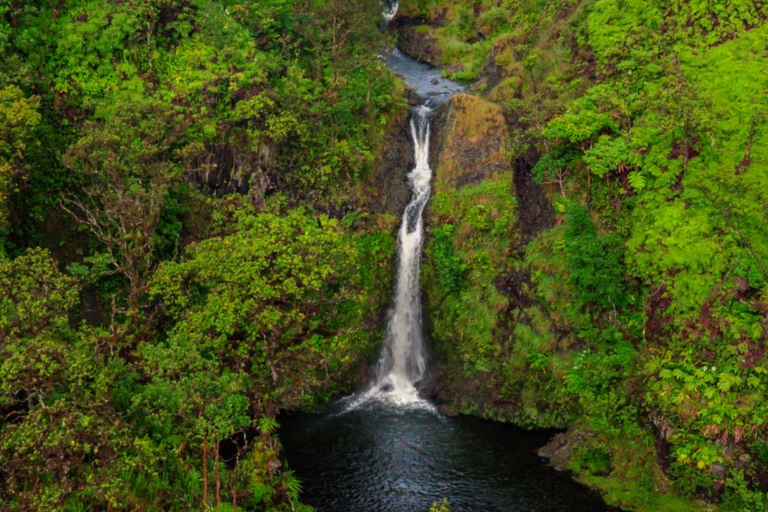bluehawaiian-hana-rainforest-helicopter-adventure-feature-image-waterfall