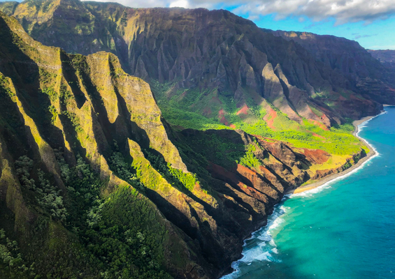 bluehawaiian maui circle island helicopter with landing slider island