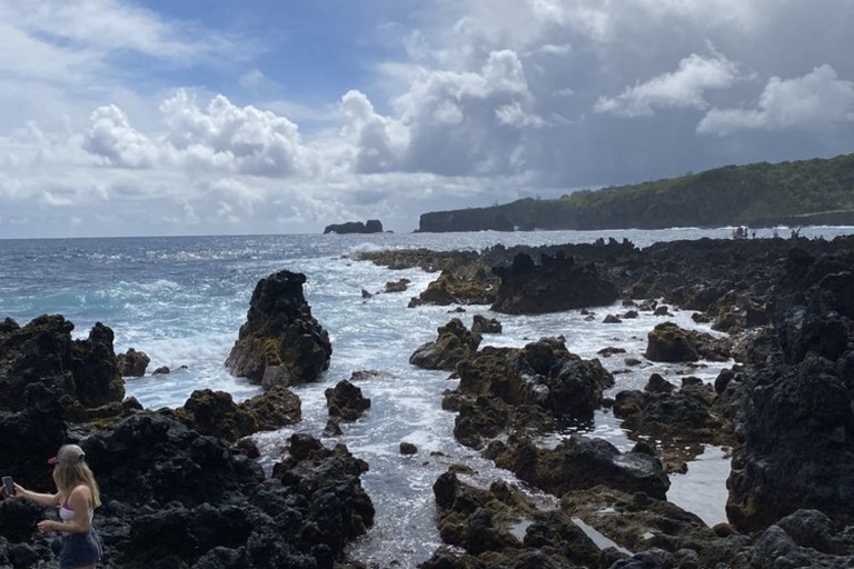 temptationtours road to hana helicopter tour keanae peninsula