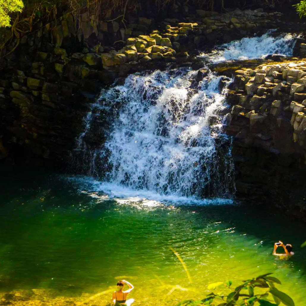 kayak snorkel waterfall hike combo enjoying stunning waterfall views and swimming hike maui hawaii