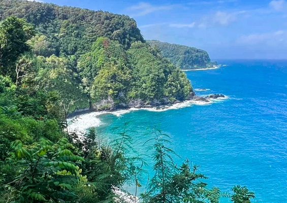 epic private road to hana overlook feature