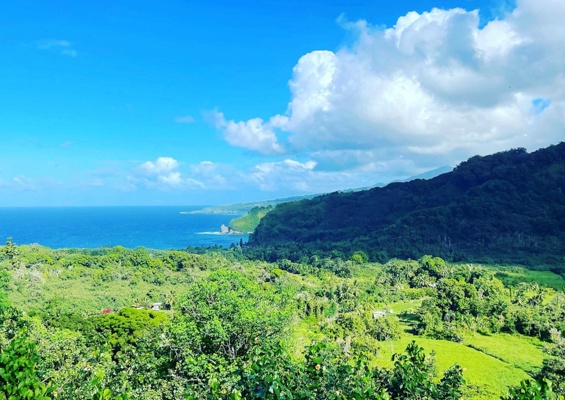 epic private road to hana overview feature