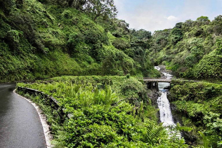 private hana hiking tour road to hana